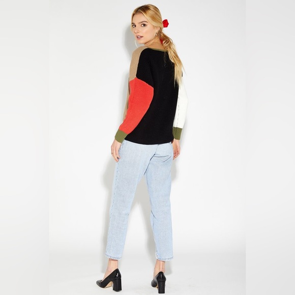 CALLAHAN Flor Color Block Sweater - Picture 2 of 5